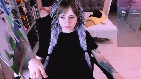 Snapshot of nanitamoore chatting on December 3, 5:30 am Monday-Friday 12-4 AM and 6-9 AM New York time online show from December 3, 5:30 am