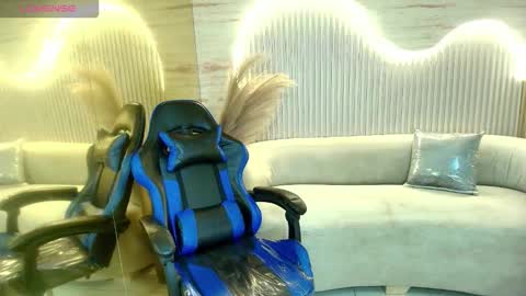 Snapshot of nanncy_r_ chatting on October 13, 8:00 pm Nancy online show from October 13, 8:00 pm