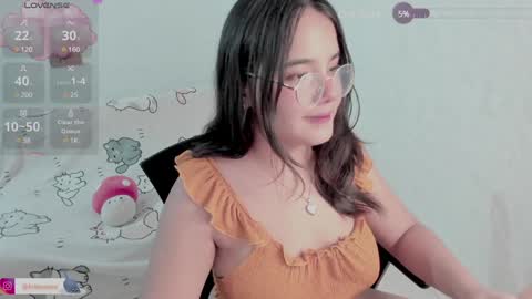 Snapshot of naoko_uwu chatting on January 26, 1:41 am Naoko online show from January 26, 1:41 am