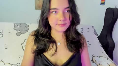 Snapshot of naoko_uwu chatting on September 15, 10:28 pm Naoko online show from September 15, 10:28 pm
