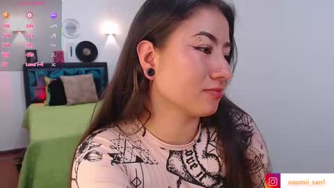 Snapshot of naomii_san chatting on September 24, 10:53 pm liz3 online show from September 24, 10:53 pm