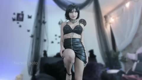 Snapshot of naomii_soto chatting on October 25, 1:57 am Naomi online show from October 25, 1:57 am