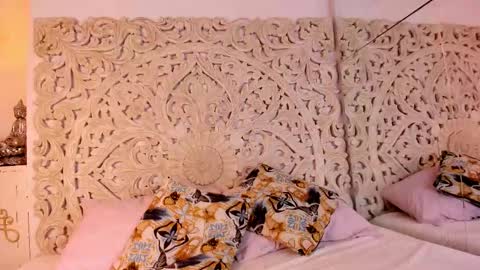 Naomi online show from February 21, 8:31 pm