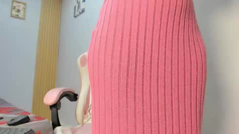 naomis_35 online show from March 5, 8:04 pm