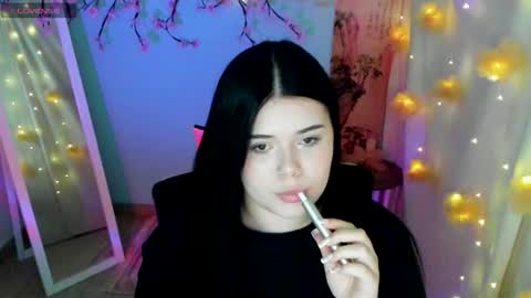 Naomi online show from July 25, 7:15 am
