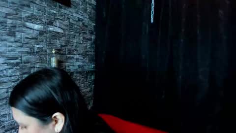 Snapshot of naomyangel chatting on October 14, 11:35 am naomy online show from October 14, 11:35 am