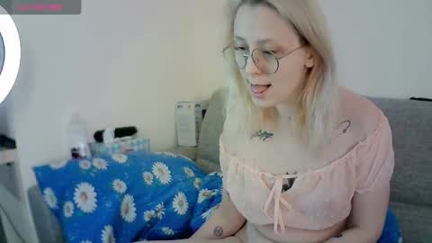 NaozuQAce online show from March 11, 12:09 pm