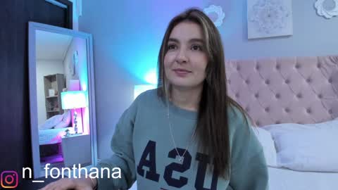 Snapshot of nashlyfontanna chatting on January 17, 2:28 pm Nashly Fontana online show from January 17, 2:28 pm