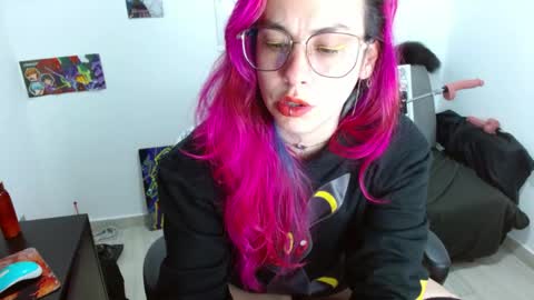 Nat online show from April 17, 2:24 am