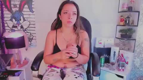 Snapshot of natacha_black00 chatting on December 31, 4:57 pm Natacha black online show from December 31, 4:57 pm