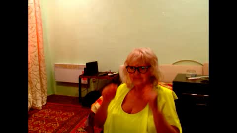 natali online show from April 13, 2:29 pm