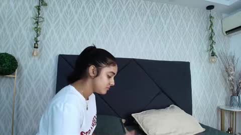 Naty  online show from November 13, 12:26 pm