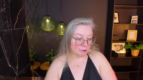 NataliCloud online show from April 11, 1:15 pm