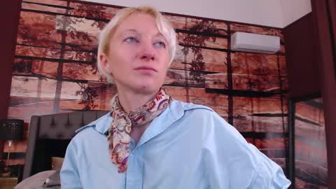 Natalie online show from January 6, 11:47 am