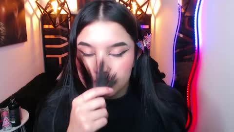 natalie  online show from April 21, 1:42 am