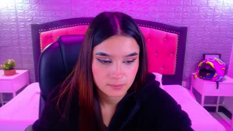 natalie  online show from January 7, 3:32 am