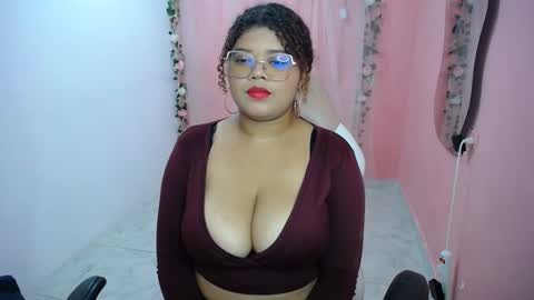 Snapshot of natalielabellex1 chatting on October 7, 10:47 pm natalielabellex1 online show from October 7, 10:47 pm