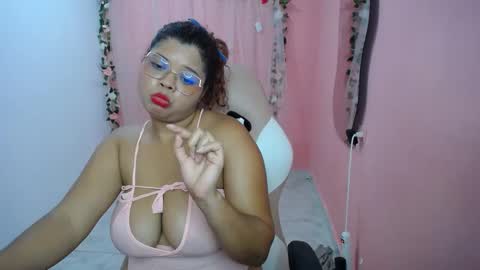 Snapshot of natalielabellex1 chatting on September 12, 8:05 pm natalielabellex1 online show from September 12, 8:05 pm