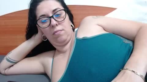 natally online show from November 21, 3:36 pm