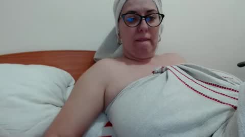 Snapshot of natally565656 chatting on February 14, 12:25 pm natally online show from February 14, 12:25 pm