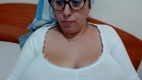 Snapshot of natally565656 chatting on October 17, 1:47 pm natally online show from October 17, 1:47 pm