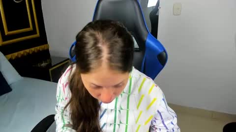Snapshot of nataly_rodri chatting on March 8, 12:18 pm Nataly online show from March 8, 12:18 pm