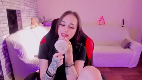 Snapshot of natalyfreman chatting on February 3, 11:53 am Nataly online show from February 3, 11:53 am