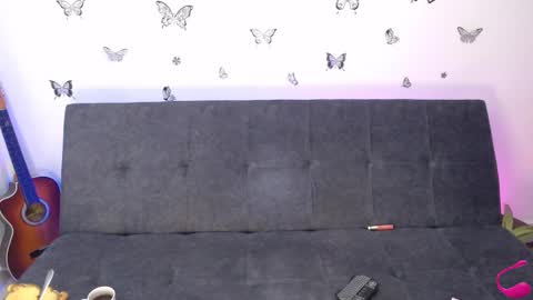 Snapshot of natalygreww chatting on February 24, 1:41 pm online show from February 24, 1:41 pm