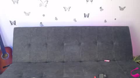 Snapshot of natalygreww chatting on January 13, 8:26 pm online show from January 13, 8:26 pm