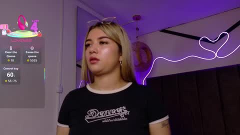 Snapshot of natasha__black chatting on September 28, 7:30 pm Natasha online show from September 28, 7:30 pm