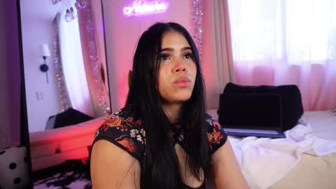 Natasha Sccott online show from March 6, 7:20 pm