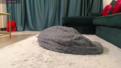 Naty  online show from January 7, 8:12 pm