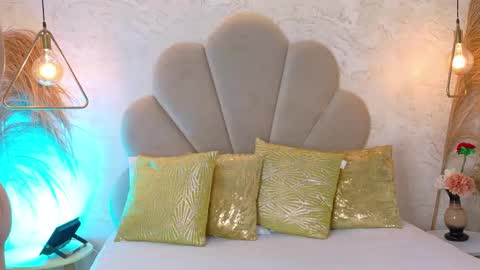 Snapshot of natasha_collen chatting on October 4, 5:06 pm Natasha Collen online show from October 4, 5:06 pm