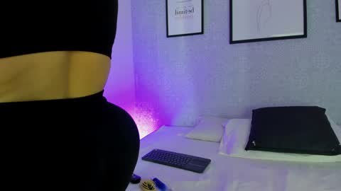 Snapshot of natasha_harpper chatting on February 6, 12:04 pm Natasha online show from February 6, 12:04 pm