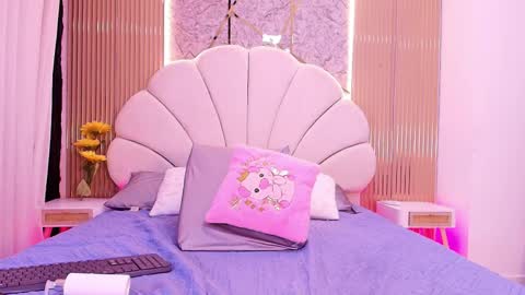 Natasha online show from April 5, 7:13 pm