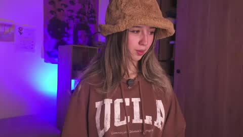 Natasha Independent model online show from April 25, 6:16 am