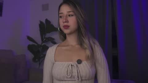 Natasha Independent model online show from December 23, 4:38 am