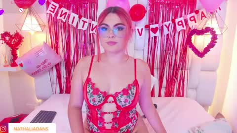 Snapshot of nathaliadans chatting on February 19, 7:38 pm Nathi online show from February 19, 7:38 pm