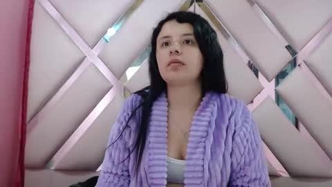 nathaly low online show from November 25, 2:58 am