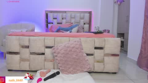    online show from December 25, 3:18 am