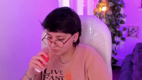 nathalyy_ds online show from April 9, 8:36 pm