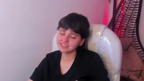 nathalyy_ds online show from April 24, 5:05 pm