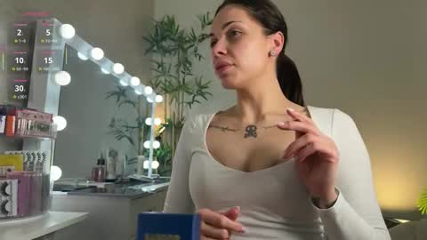 NATTY FIERROS online show from March 22, 7:25 am