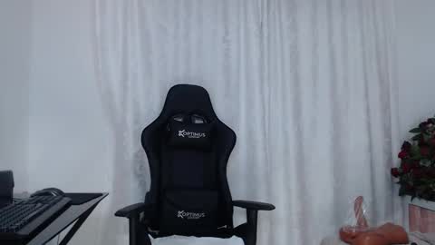 Sophia online show from February 19, 8:29 pm