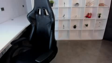 Jazmin Bigboobs online show from April 24, 7:38 pm