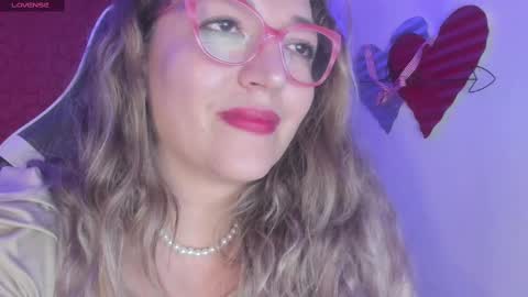 Snapshot of naty__mature_ chatting on February 25, 3:09 am Nataly online show from February 25, 3:09 am