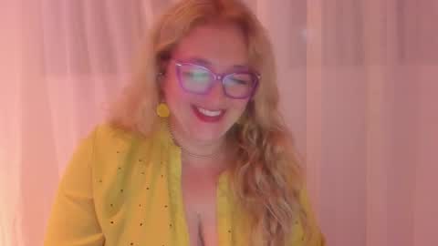 Snapshot of naty__mature_ chatting on September 21, 1:37 am Nataly online show from September 21, 1:37 am