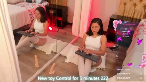 natybliss online show from February 17, 5:18 am