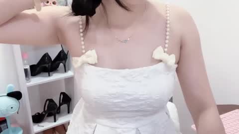 Kiki online show from April 25, 2:36 am