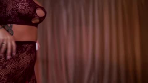 Naty online show from April 24, 7:38 pm